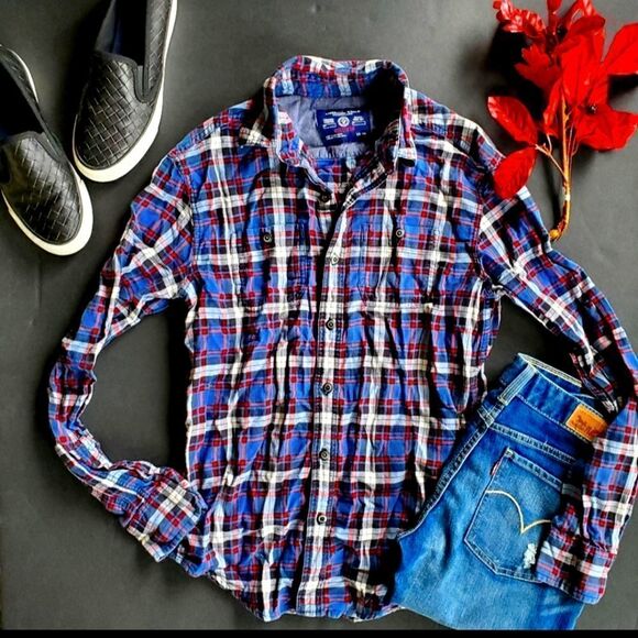 American Eagle Outfitters Tops - American Eagle Outfitters Plaid Button Down Shirt